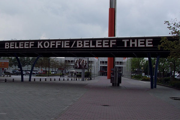 Thee beurs